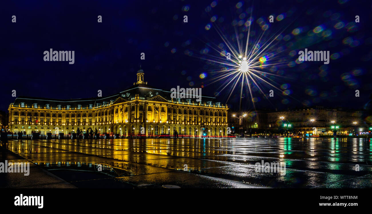 Bordeaux de nuit ; place de la Bourse, Bordeaux, France Banque D'Images