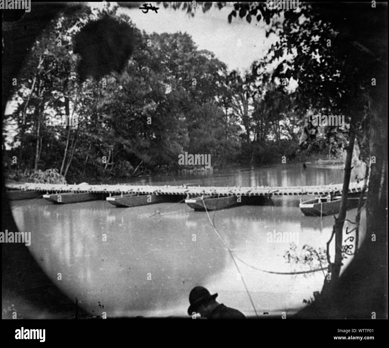 Mme Nelson's Crossing, Va. pont de bateaux à travers la Pamunkey, construit par les ingénieurs de New York 50e Guerre civile sélectionné des photographies, 1861-1865 (Bibliothèque du Congrès) Banque D'Images