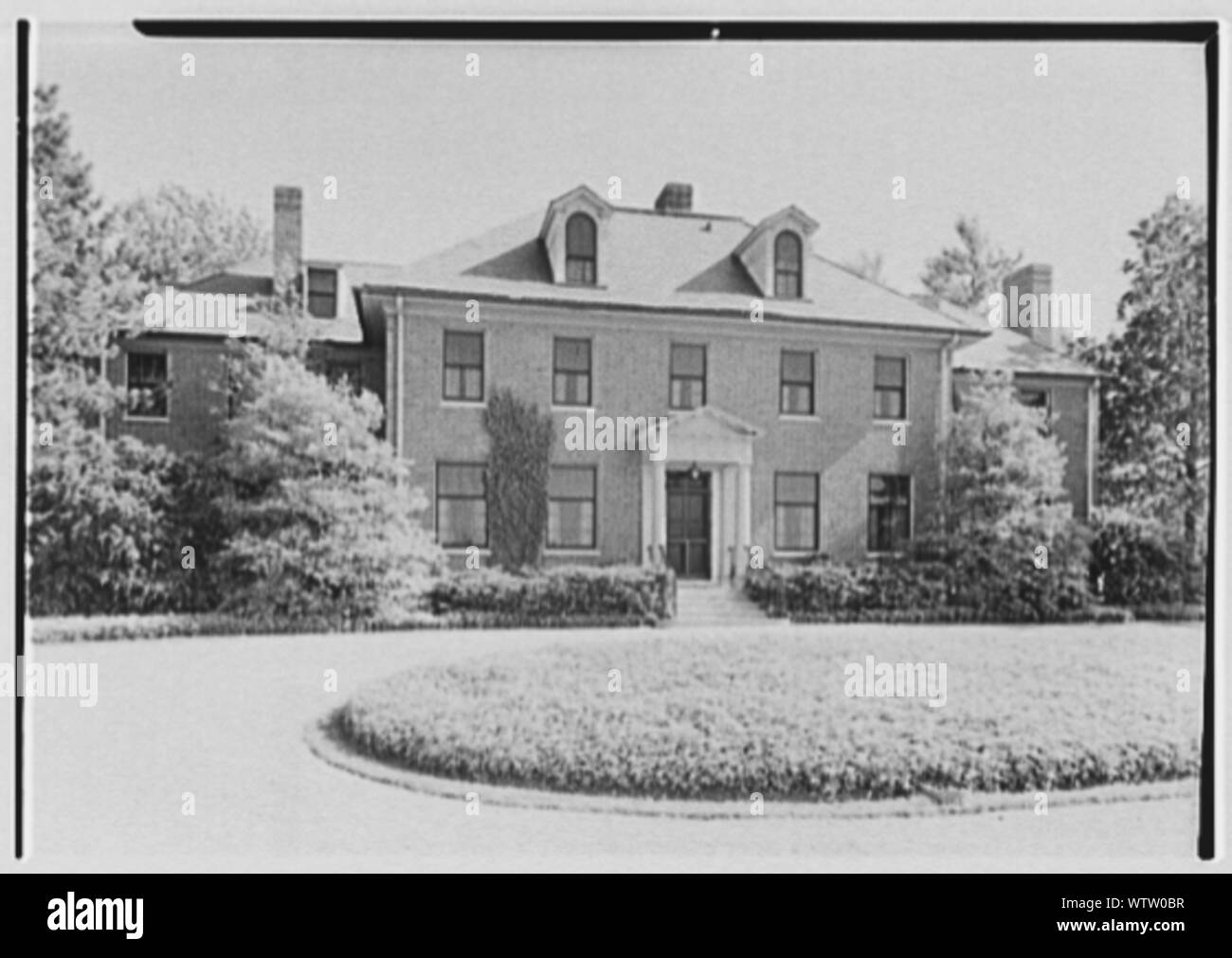 Mme Schoolfield grâce, résidence sur donnent sur Rd., Locust Valley, Long Island. Banque D'Images