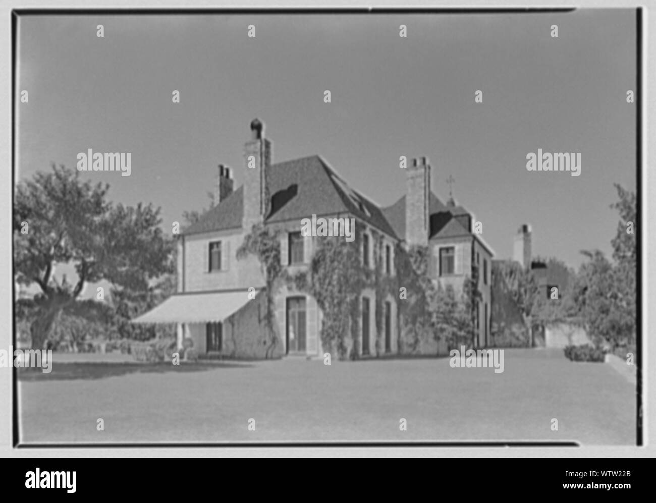 Mme Stanley Martineau, de résidence à Locust Valley, Long Island. Banque D'Images