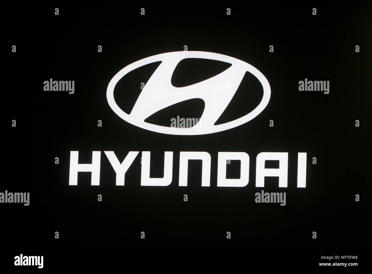 Francfort, Allemagne. Sep 11, 2019. Logo du constructeur automobile Hyundai South-Korean au 2019 Internationale Automobil-Ausstellung (AAI). (Photo de Michael Debets/Pacific Press) Credit : Pacific Press Agency/Alamy Live News Banque D'Images