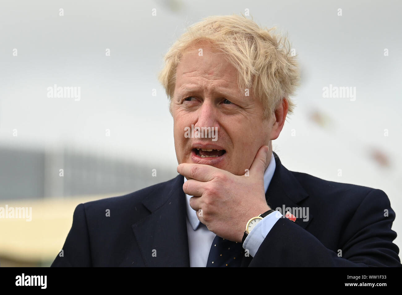 Premier ministre Boris Johnson visite Le NLV Pharos, un phare adjudication amarré sur la Tamise à Londres marque la Semaine internationale de l'expédition. Banque D'Images