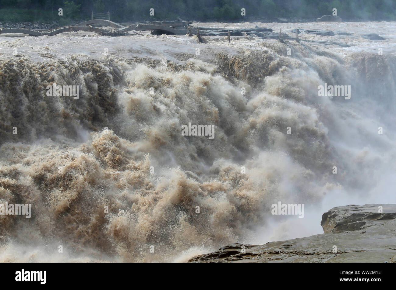 Une vue de la cascade de Hukou sur le fleuve Jaune, également connu sous le nom de Huanghe, dans Jixian County, la ville de Linfen, Province de Shanxi en Chine du nord le 16 août, Banque D'Images