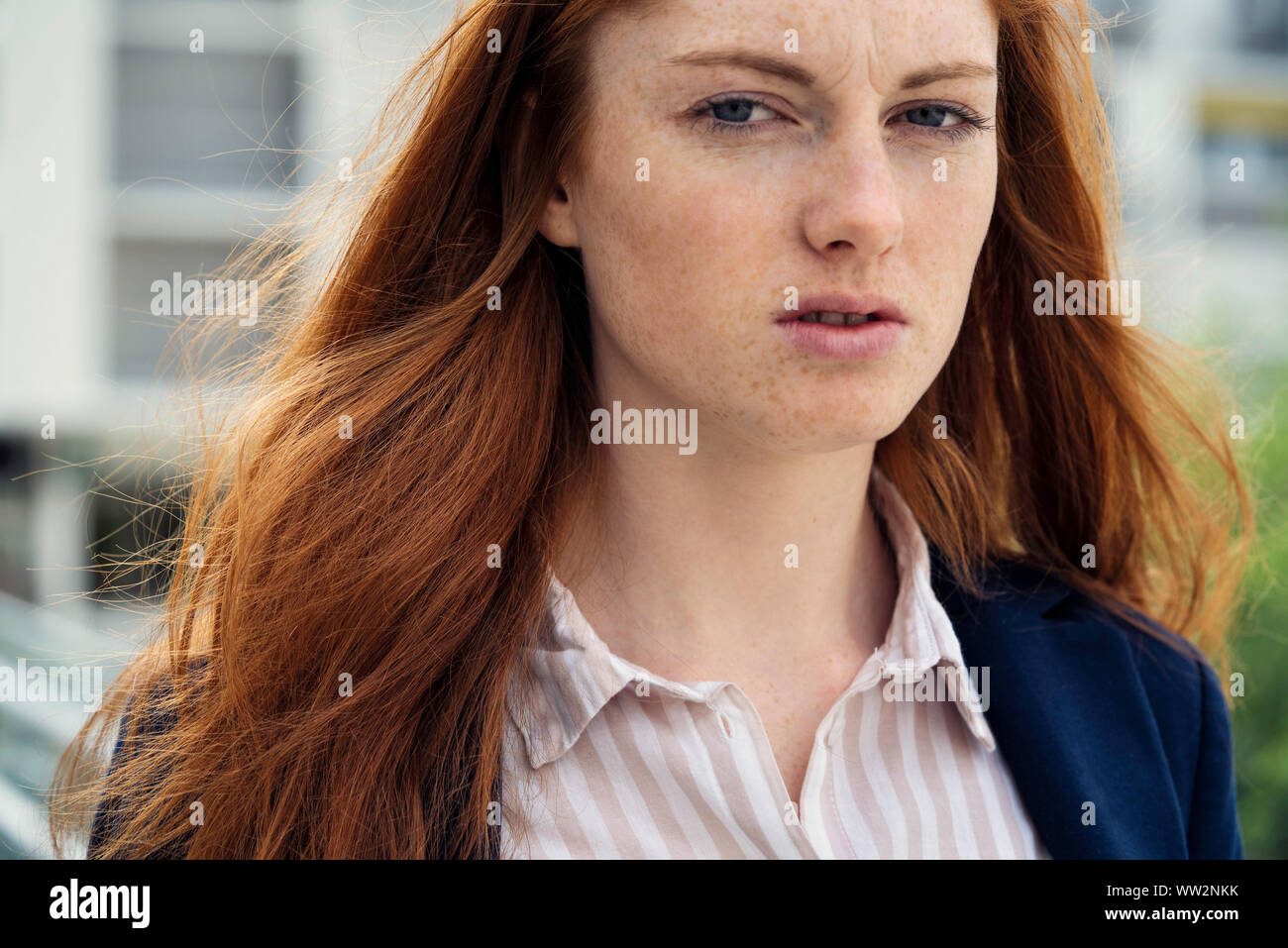Angry businesswoman Banque D'Images
