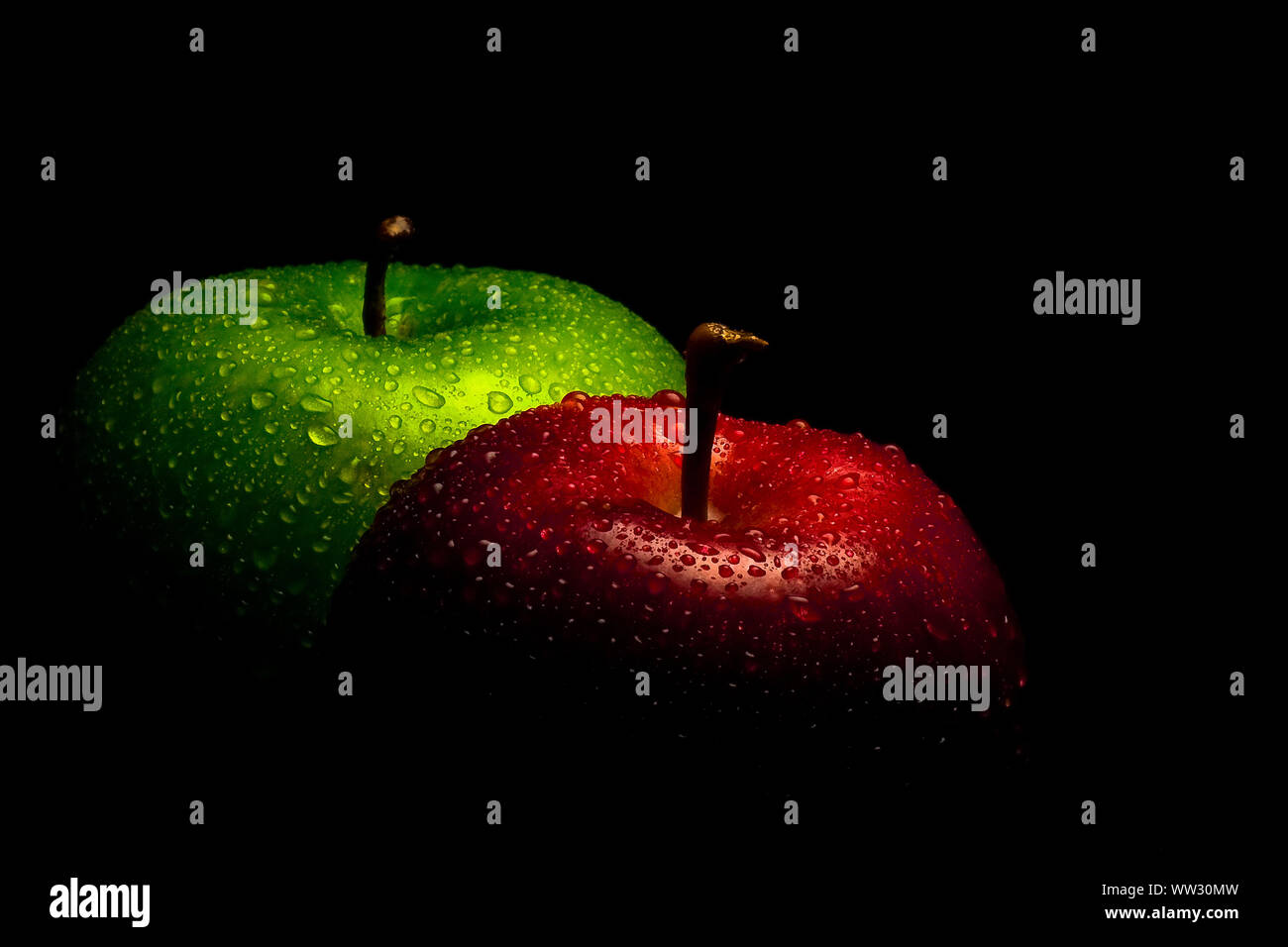 Des pommes rouges et vertes Banque D'Images