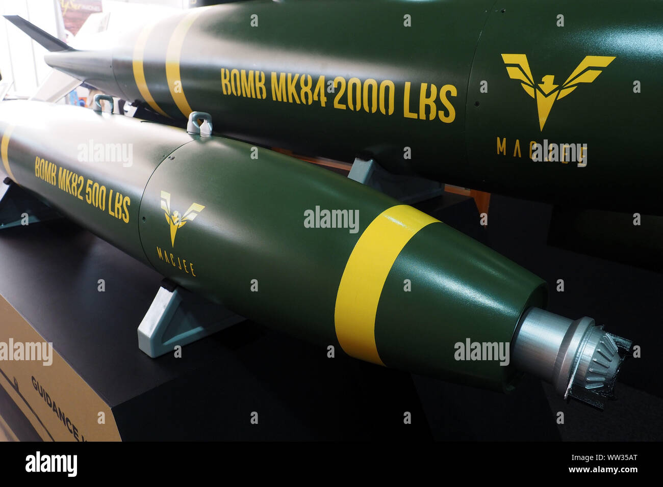 Bombes guidées Macjee affichée à la 7e édition de l'Exposition internationale de la technologie de défense SITDEF, 2019, au Siège de l'armée péruvienne. L'événement se tient du 16 au 19 mai avec la présence de représentants de 28 pays. Banque D'Images
