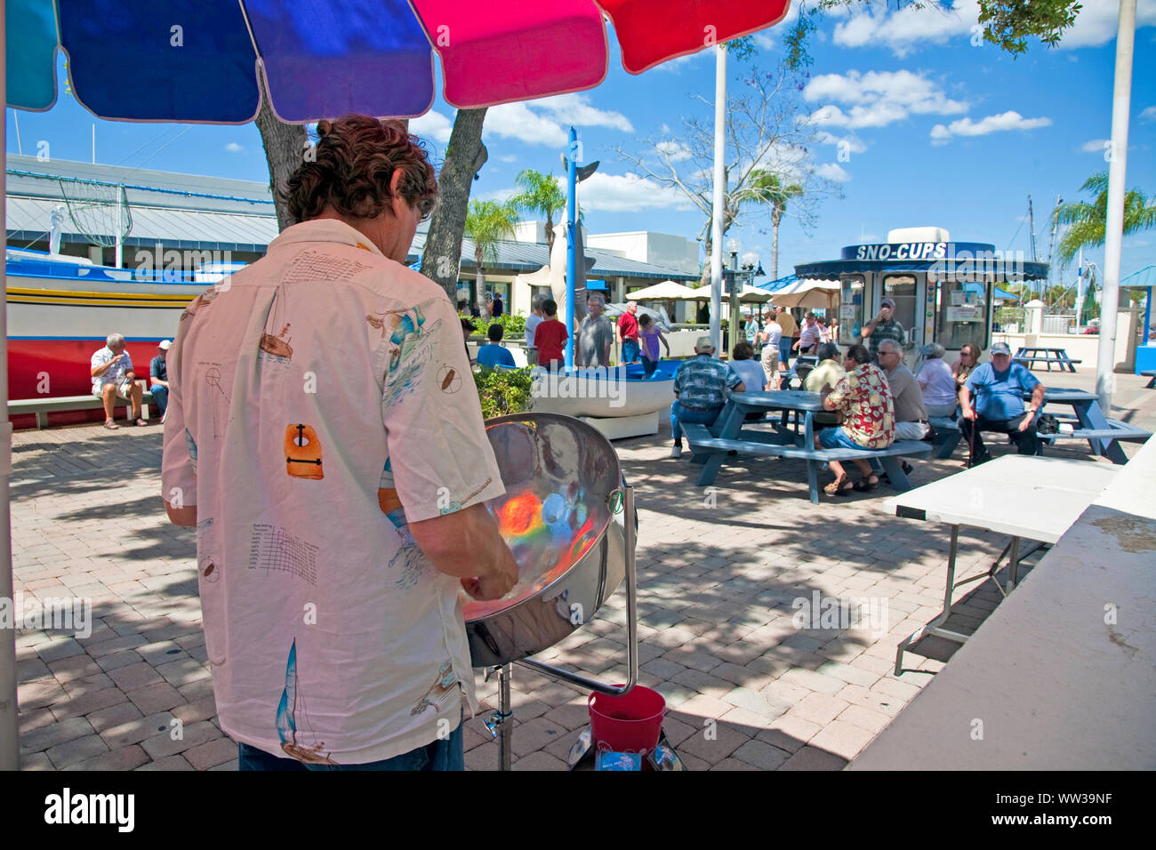 Tarpon Springs, Florida, USA, port grec traditionnel de l'industrie d'éponge Banque D'Images