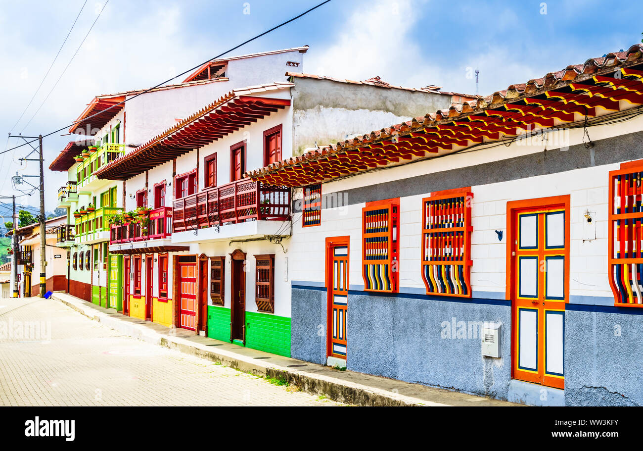 Vue sur Jerico, Colombie, Antioquia, rues de la ville coloniale, Colombie Banque D'Images