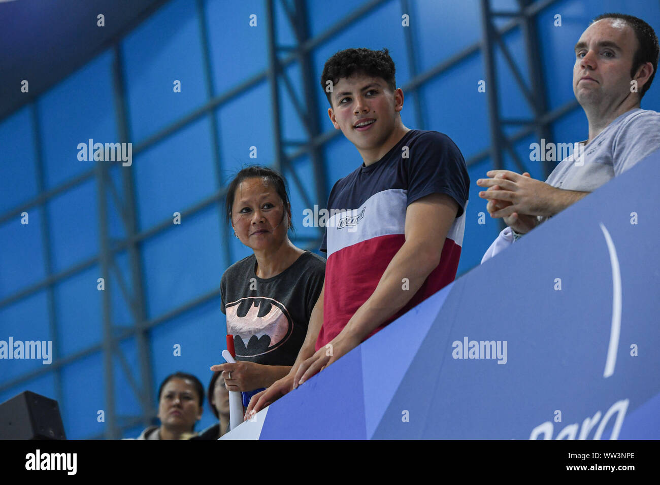 Londres, Royaume-Uni. 12 Sep, 2019. La mère de Tai Alice (2e à gauche) et son frère - Christian Tai (2e à droite) ont été soutenant sa pendant quatre jours de 2019 aux Championnats du monde de natation Para Allianz à Londres Natation Centre le jeudi 12 septembre 2019. Londres en Angleterre. Credit : Taka G Wu/Alamy Live News Banque D'Images