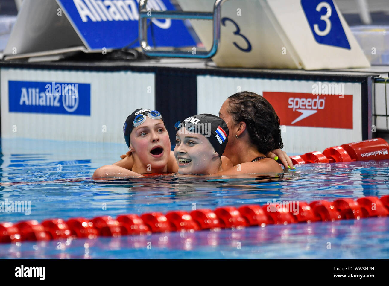 Londres, Royaume-Uni. 12 Sep, 2019. MUSABEKOV Firdava l'Ouzbékistan est en concurrence Women's 100m brasse SB13 Dernier jour de 2019 au cours de quatre natation Championnats du monde Para Allianz à Londres Natation Centre le jeudi 12 septembre 2019. Londres en Angleterre. Credit : Taka G Wu/Alamy Live News Banque D'Images