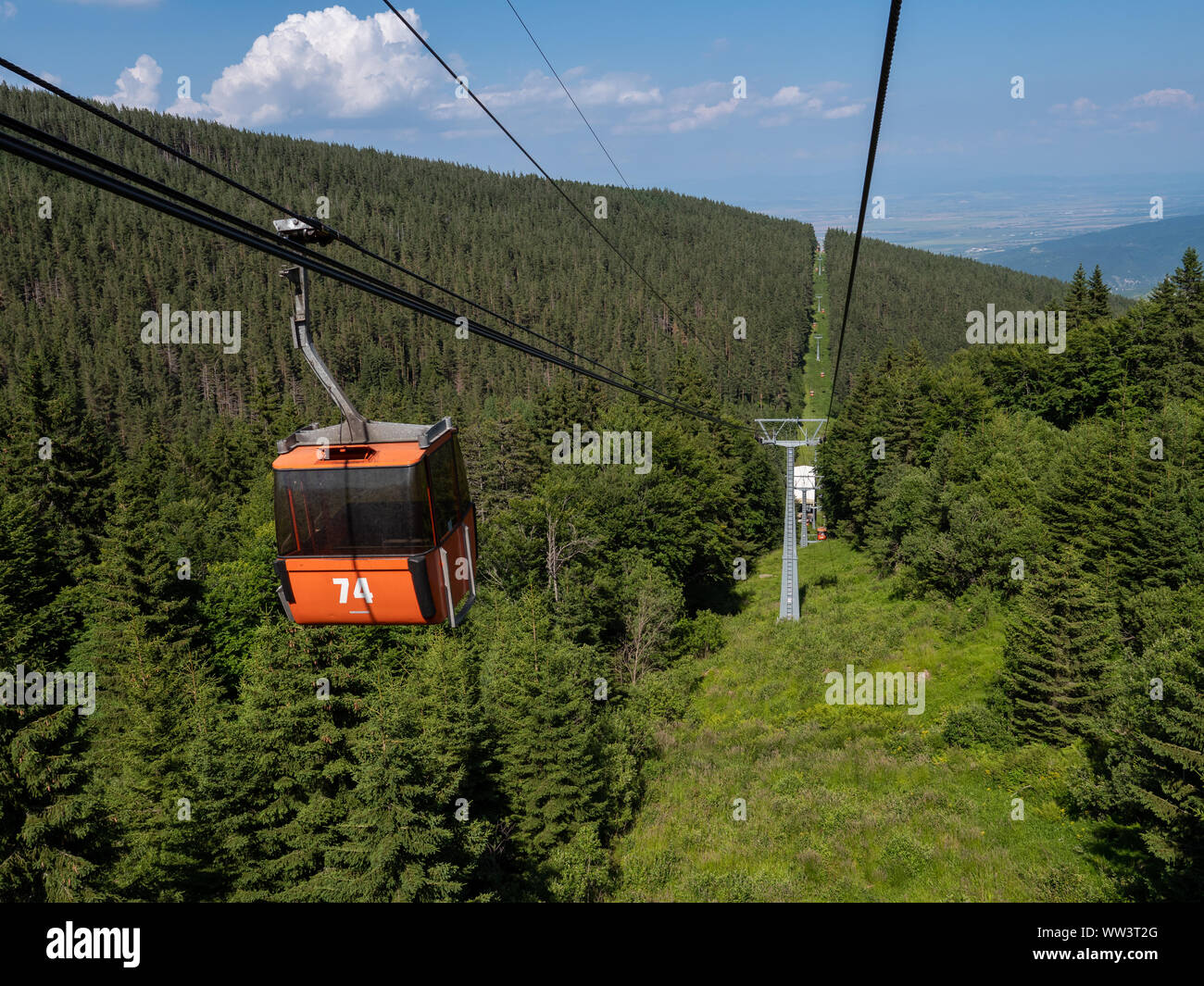 Cable car qui monte la montagne Vitosha, Sofia, Bulgarie Banque D'Images