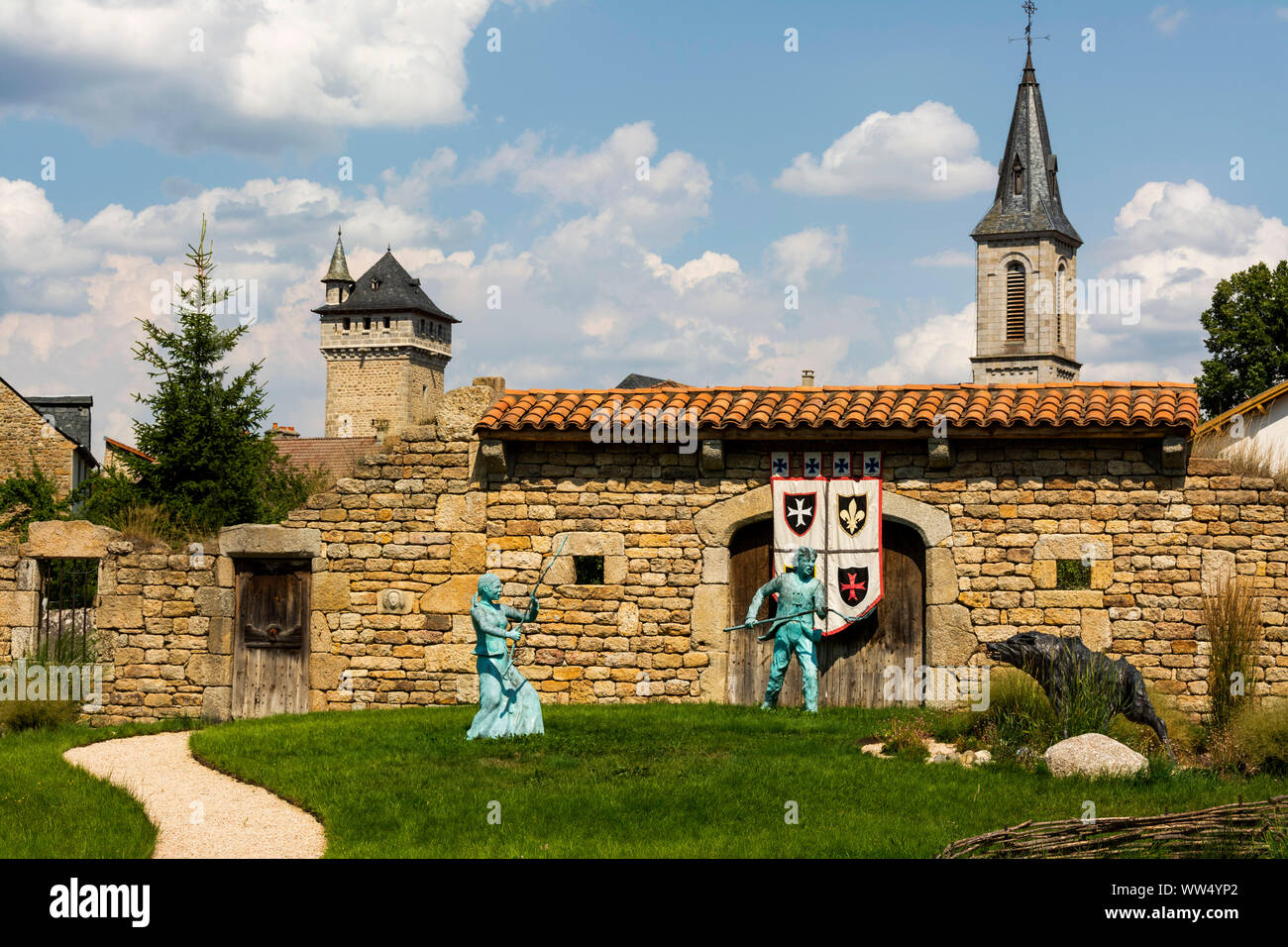 Le Malzieu Ville, la représentation de l'attaque de la Bête du Gévaudan, la Lozère, l'Occitanie, France Banque D'Images