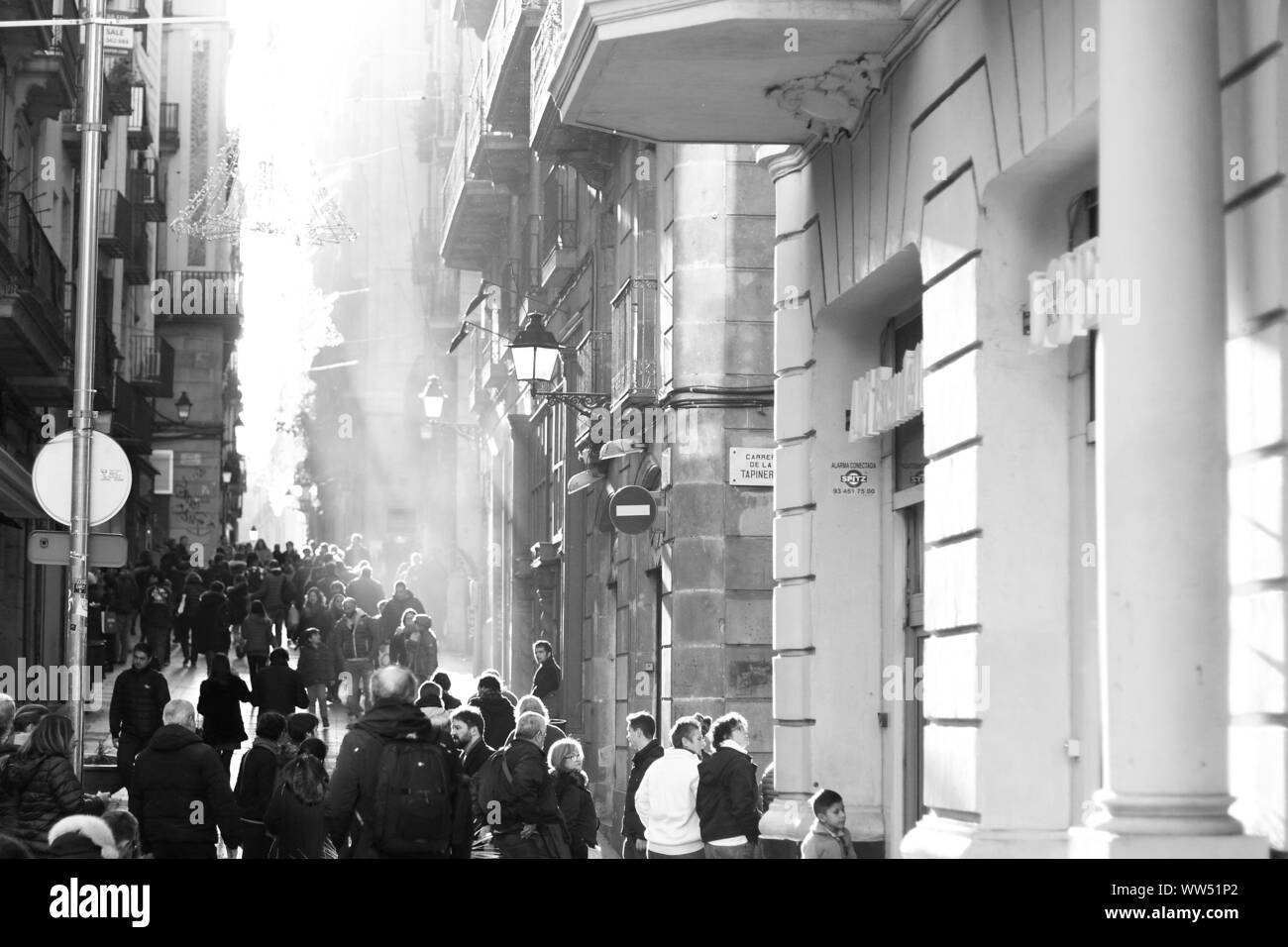 Foule de personnes dans un plus grand lane à la mairie de Barcelone, Banque D'Images