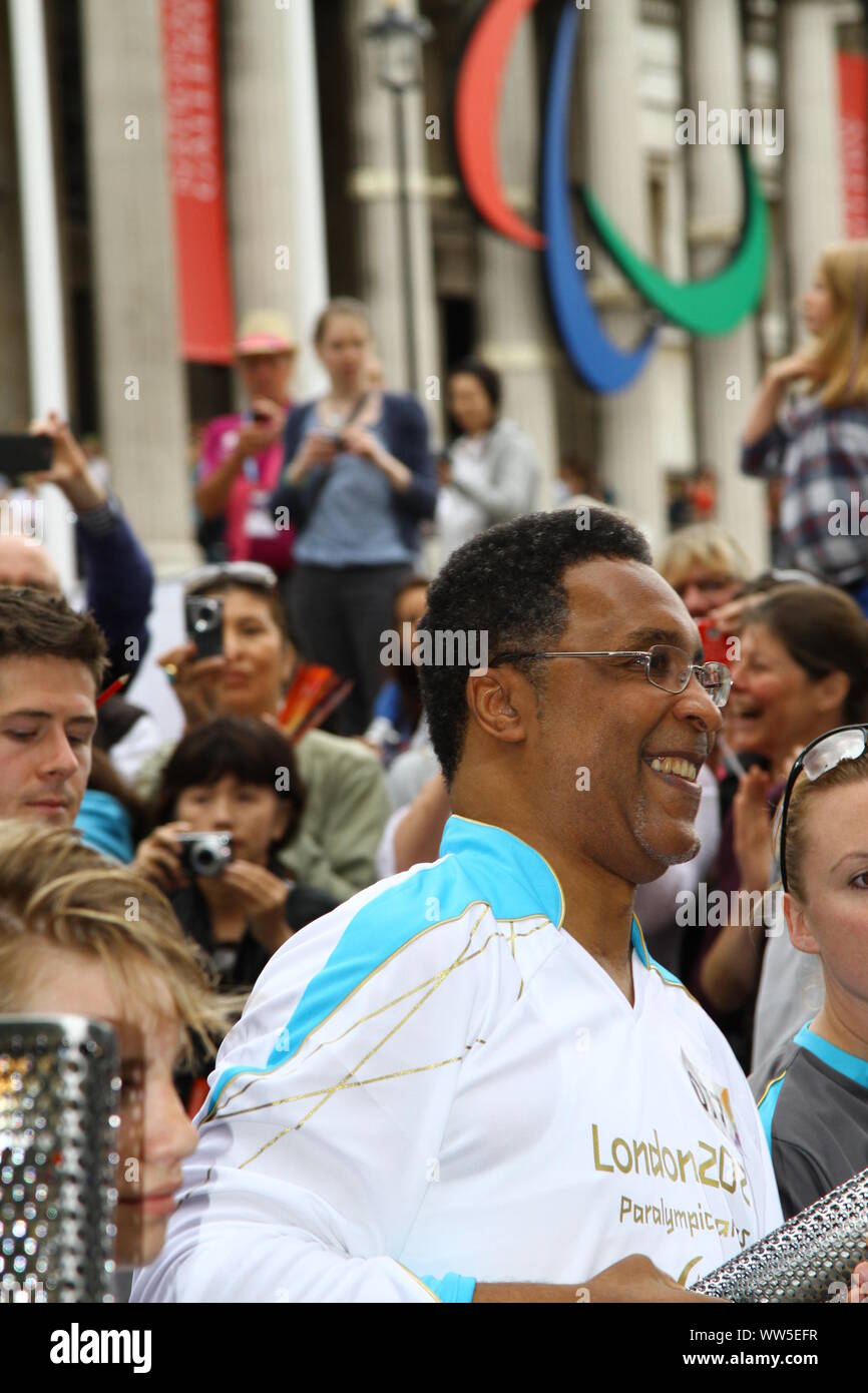 MICHAEL WATSON PARTICIPANT À LA PARADE PARALYMPIQUES CÉLÉBRATIONS DANS LE CENTRE DE LONDRES LE 29 AOÛT 2012. La boxe. EX boxeur professionnel. Poids moyen POIDS MOYEN ET SUPER-DIVISION. Les boxeurs professionnels britanniques. Londres 2012. Banque D'Images