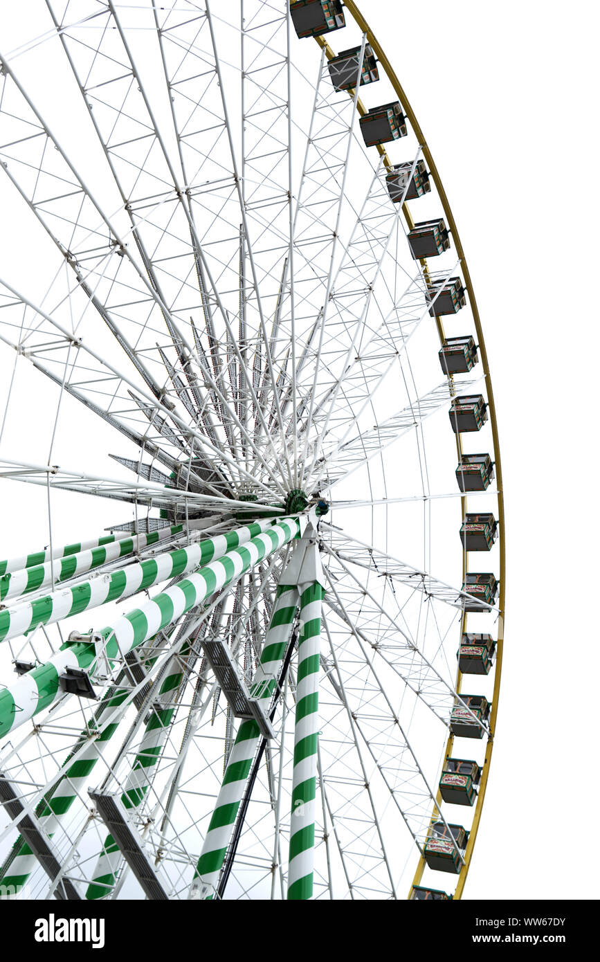 Grande roue avec gondola à worm's eye view in front of white sky, cut out Banque D'Images
