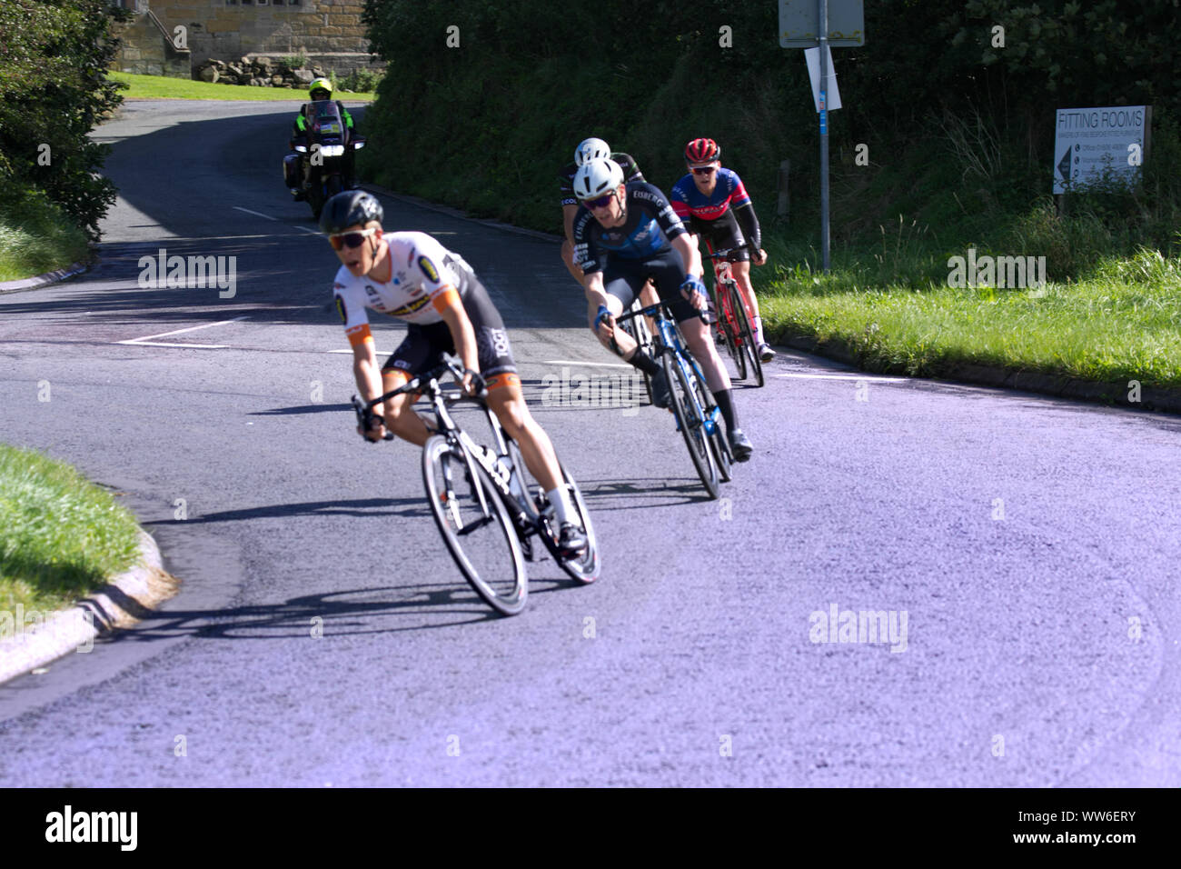 Groupe Sécessionniste De Riders, Stade Wirral, Tour Of Britain Cycle Race, 2019 Banque D'Images