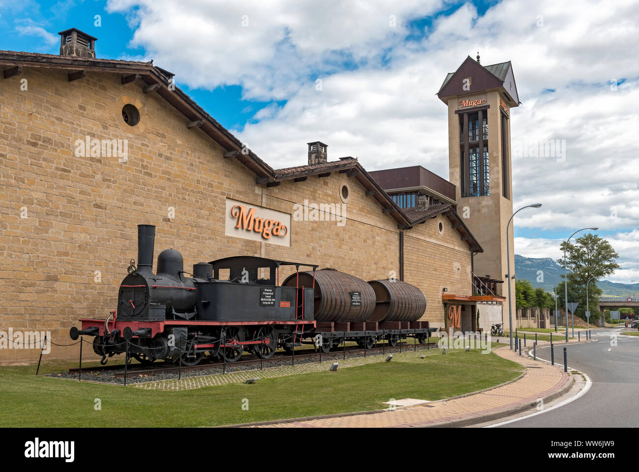 Train historique à Muga Winery, Barrio de la estación, Haro, La Rioja, Espagne Banque D'Images