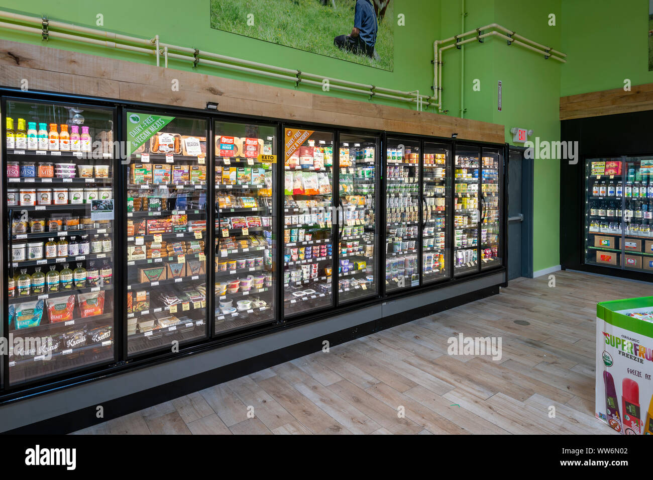 La section réfrigérée de American Food Store Banque D'Images