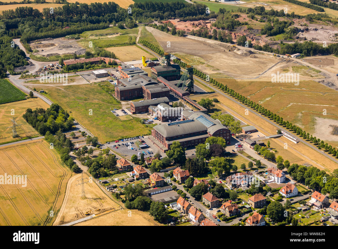 Business Park, quartier industriel Zeche Westfalen, headframes, tours d'enroulement, Guissen, Ahlen, Ruhr, Rhénanie du Nord-Westphalie, Allemagne Banque D'Images