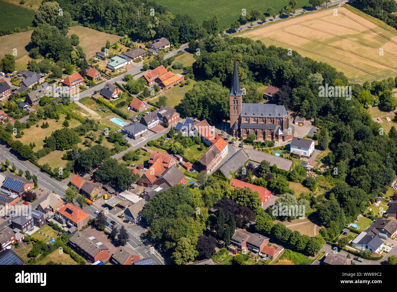 L'église St.Pankratius Vorhelm, Ahlen, Ruhr, Rhénanie du Nord-Westphalie, Allemagne Banque D'Images