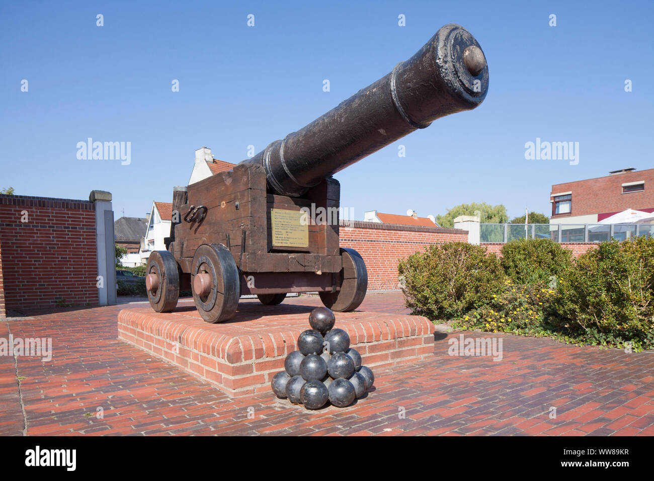 Old cannon, Maritime Museum, frein, Wesermarsch district, Basse-Saxe, Allemagne, Europe Banque D'Images