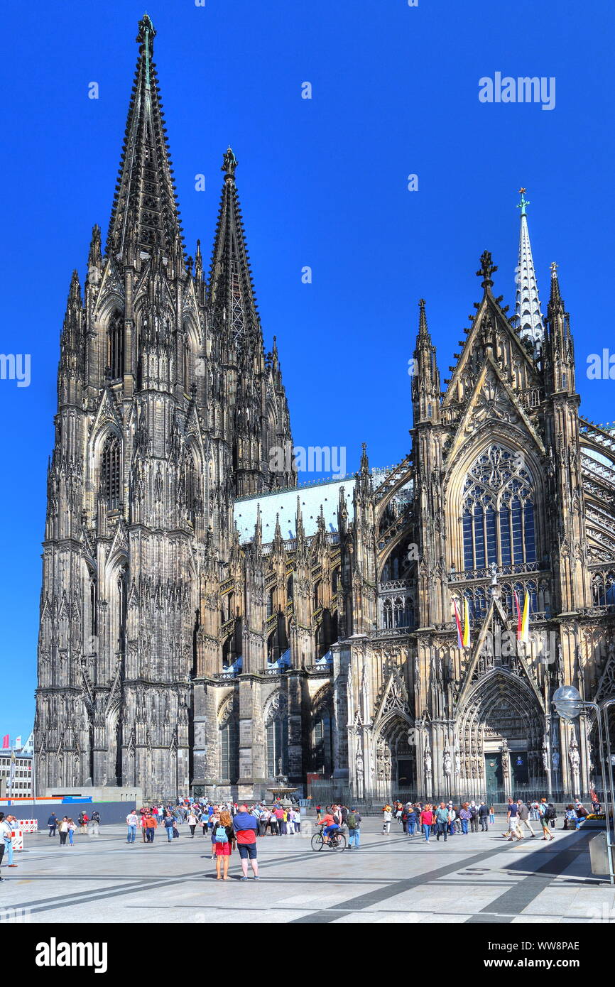 Domplatte avec cathédrale dans la vieille ville, Cologne, Rhénanie du Nord-Westphalie, Allemagne de l'Ouest, Allemagne Banque D'Images