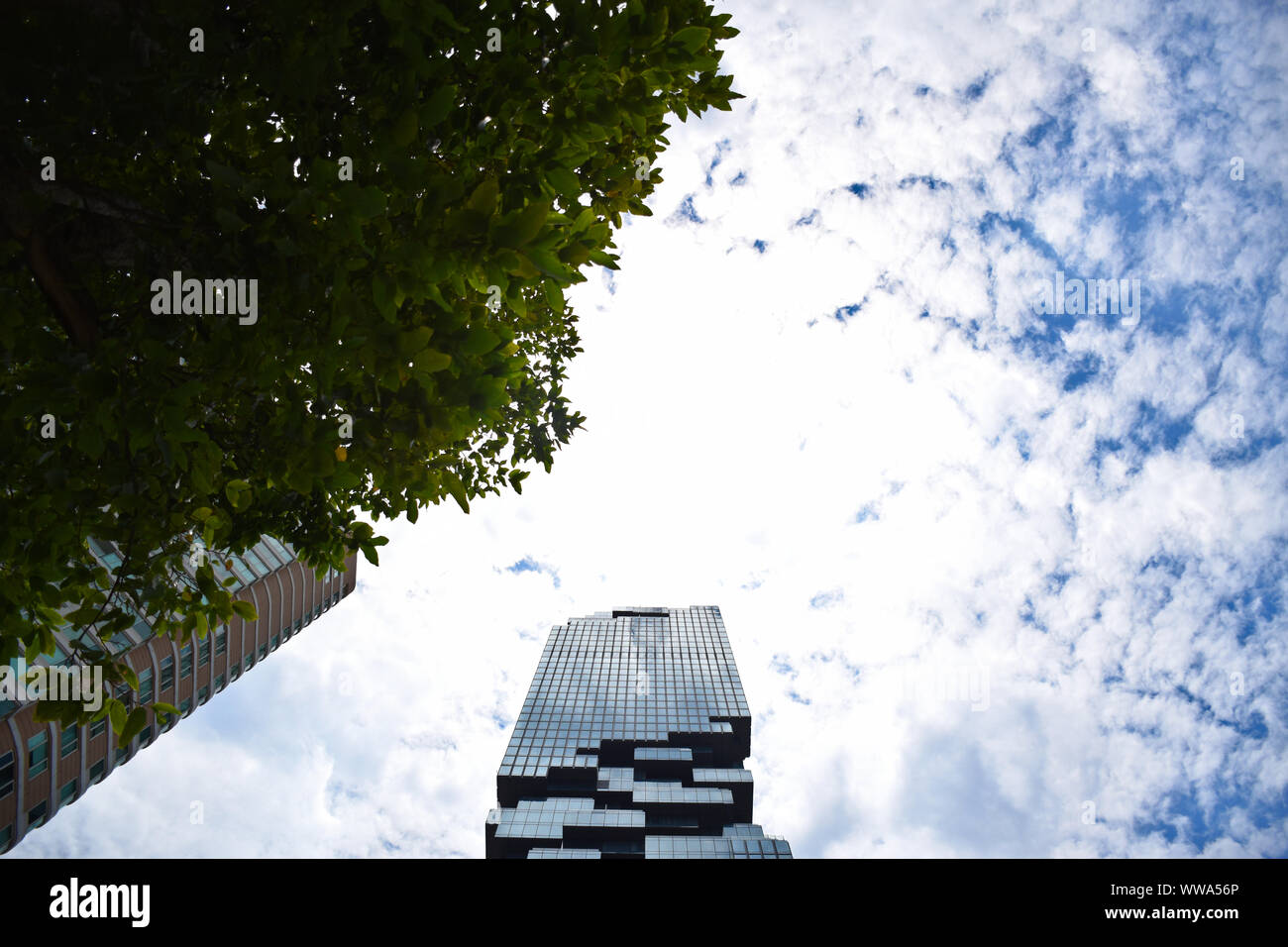 Bangkok, Thaïlande, 08.20.2019 : King Power MahaNakhon Skyscraper (314 m de haut) est un gratte-ciel mixte utilisé dans le Silom/Sathon Central Business District. Banque D'Images