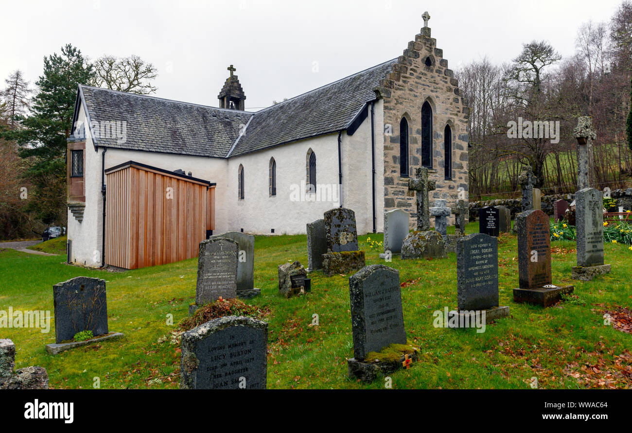 L'église de St Ninian, Glen Urquhart, Inverness-shire, Highland, Scotland, UK Banque D'Images