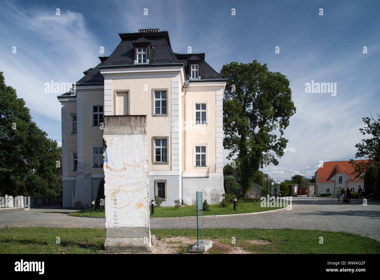 Une partie du mur de Berlin en palais Krzyzowa en Krzyzowa, Pologne. 15 août 2019 © Wojciech Strozyk / Alamy Stock Photo Banque D'Images