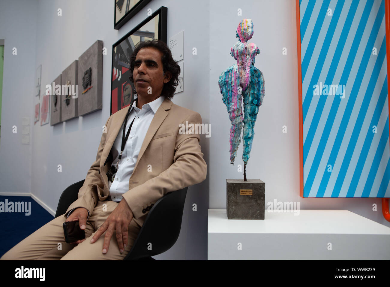 La Biennale de Paris, Foire d'art de l'Université, Paris, France Banque D'Images