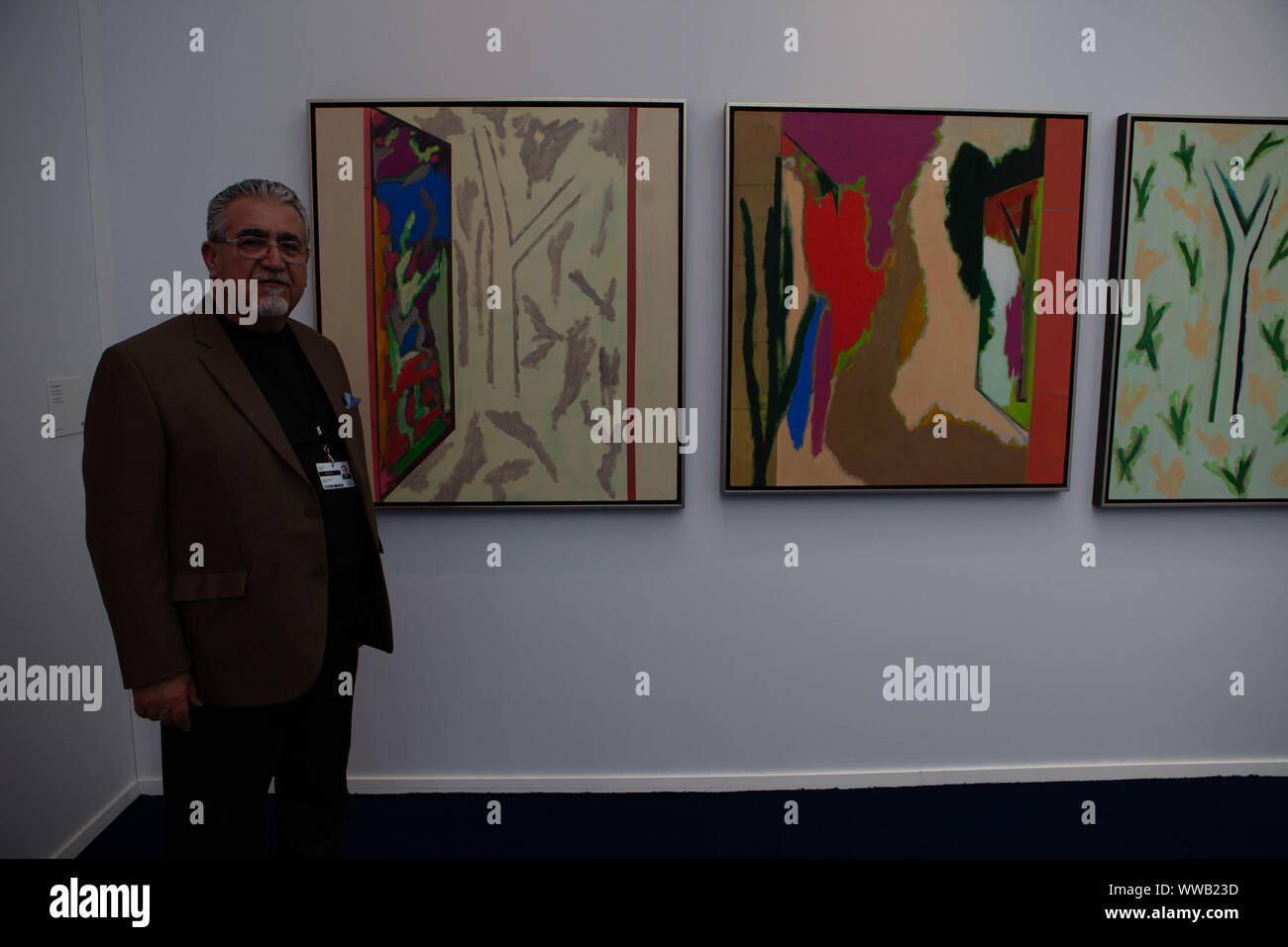 La Biennale de Paris, Foire d'art de l'Université, Paris, France Banque D'Images