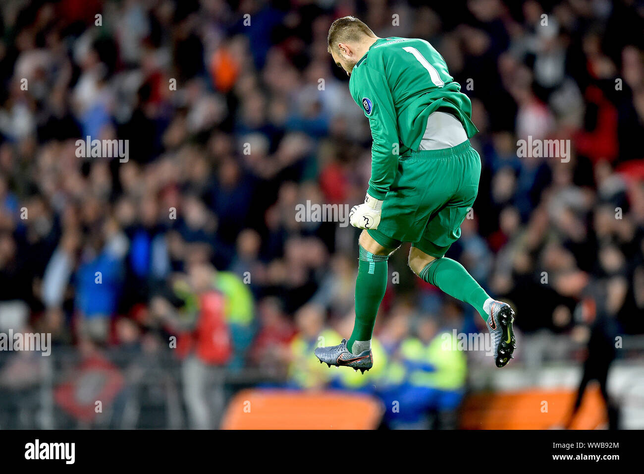 Psv Goalkeeper Banque D Image Et Photos Alamy Psv Goalkeeper Banque D Image Et Photos Alamy