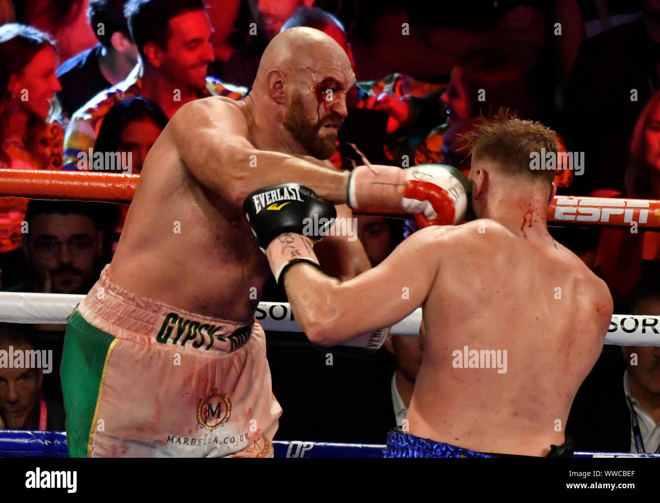 LAS VEGAS, NEVADA - 14 SEPTEMBRE : Tyson Fury pendant son combat contre poids lourds Otto Wallin à T-Mobile Arena le 14 septembre 2019 à Las Vegas, Nevada. Tyson a remporté par une décision unanime après la ronde de 12 bout. Mo Media Banque D'Images