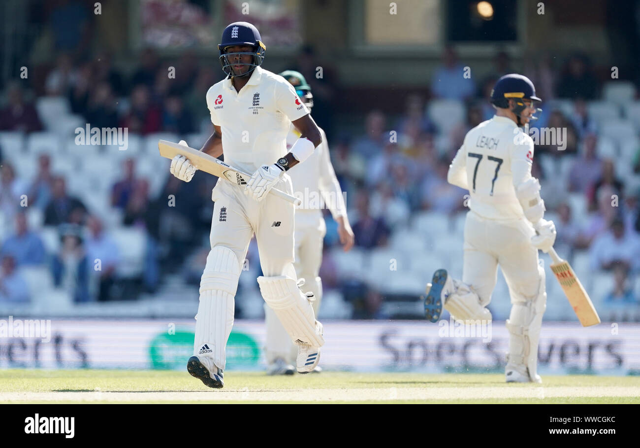 Au cours de l'Angleterre Jofra Archer jour 4 de la cinquième test match à l'Ovale de Kia, Londres. Banque D'Images