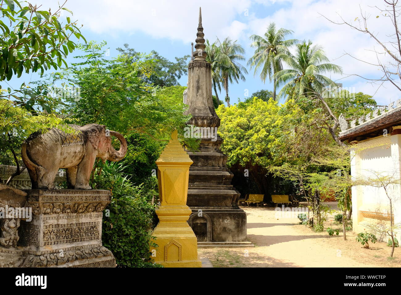 Cambodge Siem Reap Jardin de temple Wat bo Banque D'Images