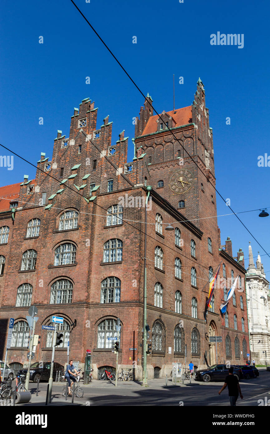 Oberlandesgericht München Cour d'État bâtiment) sur Prielmayerstraße à Munich, Bavière, Allemagne. Banque D'Images