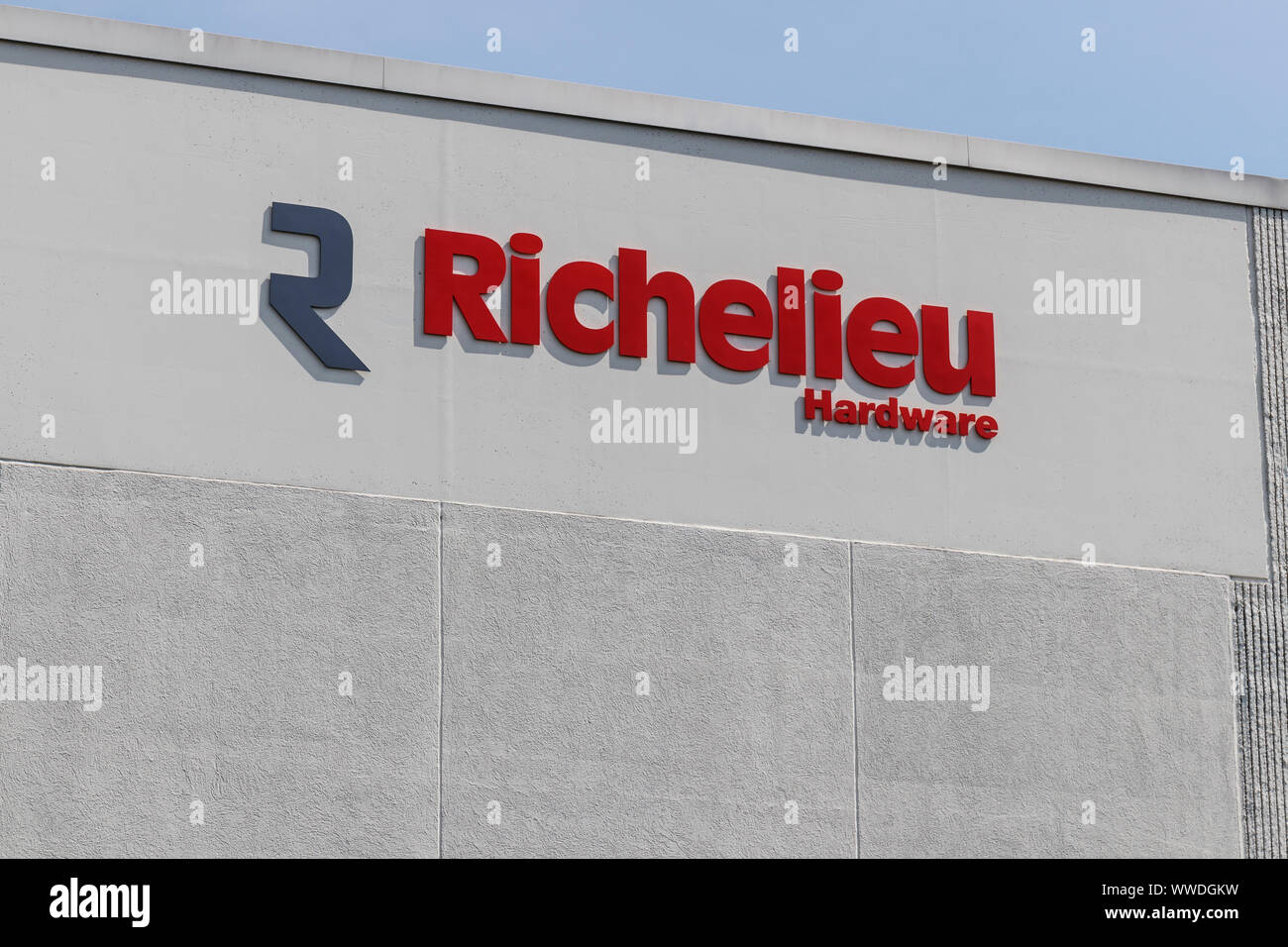 Indianapolis - Circa 2019 Septembre : Richelieu Hardware centre de  distribution. Richelieu Hardware est un importateur, distributeur et  fabricant de spécialistes Photo Stock - Alamy