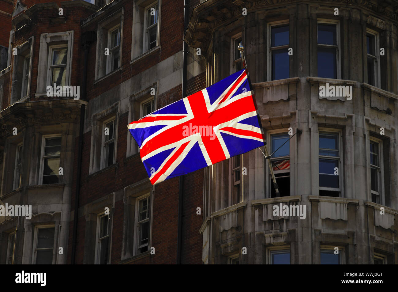 L'Union Jack dans la lumière du soleil Banque D'Images