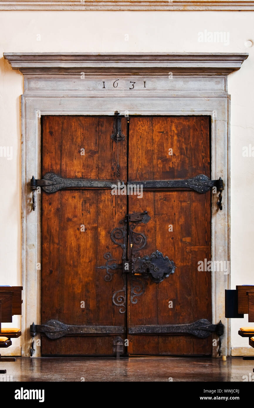 Dans l'église d'escalier portail à Graz, en Styrie, Autriche, Europe Banque D'Images