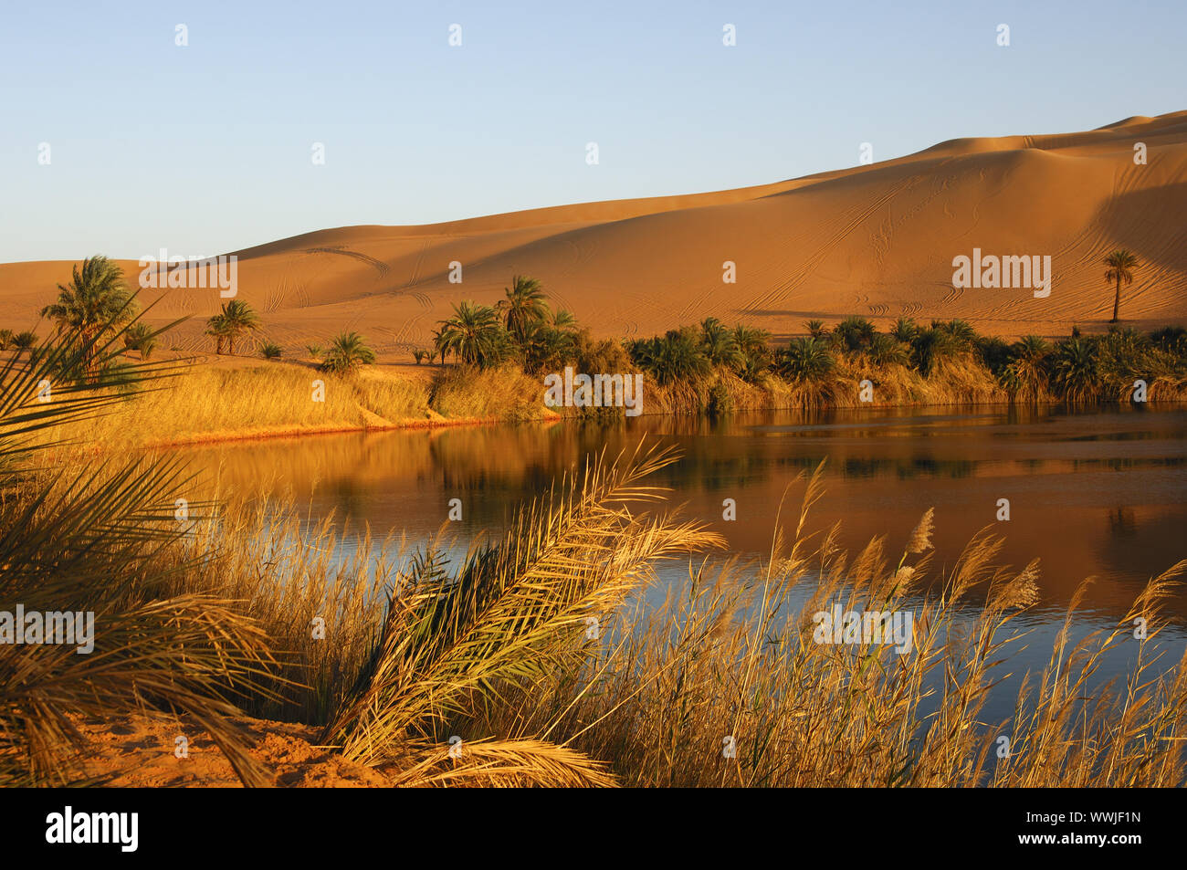 Lac Gabron désert, Sahara, Libye Banque D'Images
