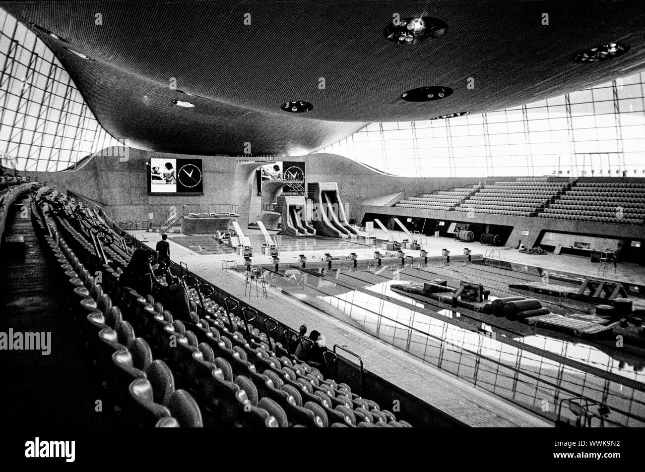 Centre aquatique de Londres , Queen Elizabeth Olympic Park, Stratford, London, Angleterre, Royaume-Uni. Banque D'Images