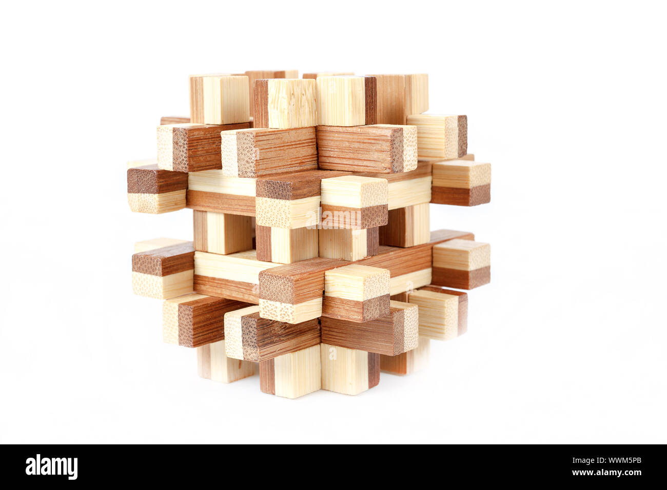 Résolu puzzle en bois Banque D'Images