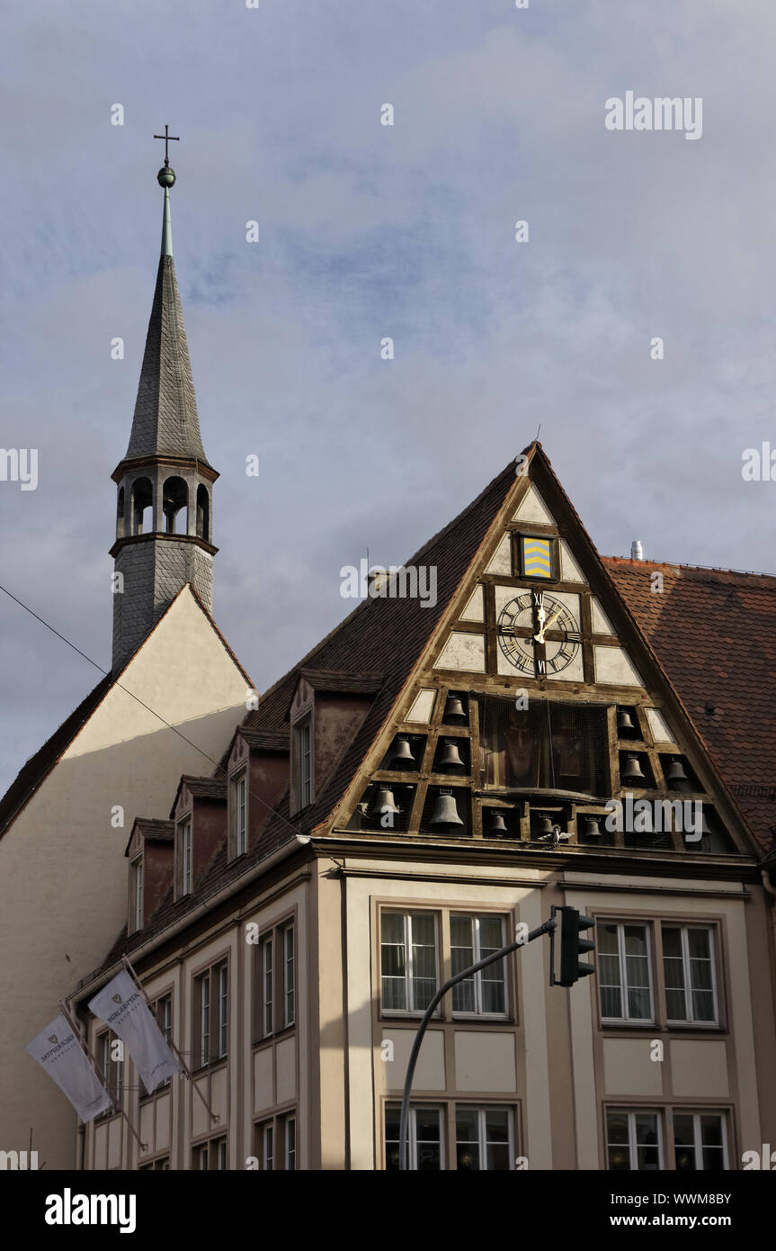 Glockenspiel à la ruine Rauheneck zum Heiligen Geist, Würzburg, Basse Franconie, Bavière Banque D'Images
