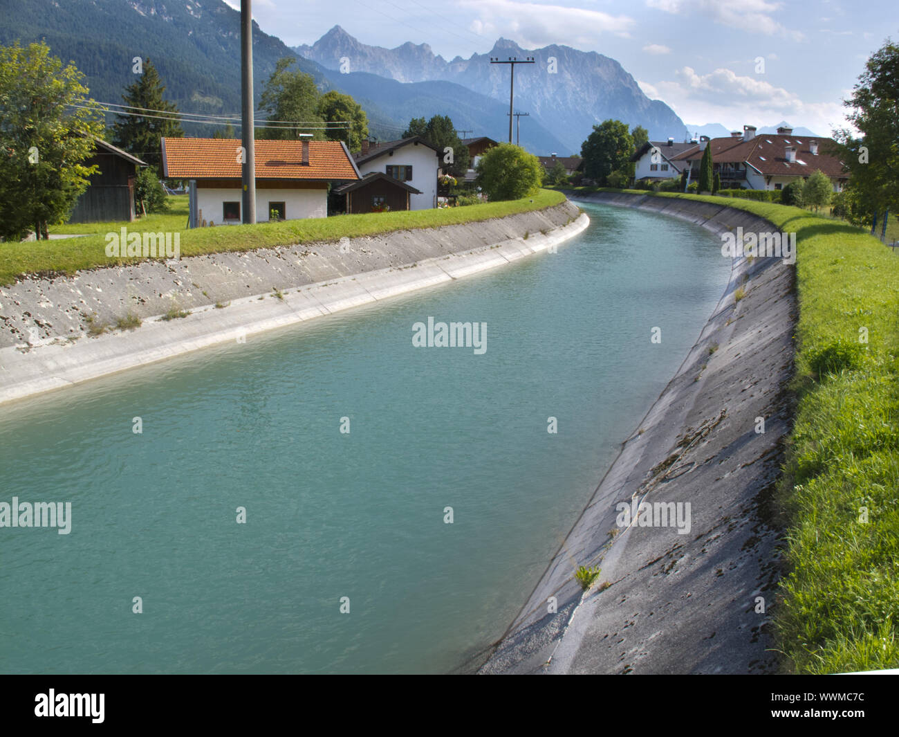 L'Isar canal d'eau Banque D'Images