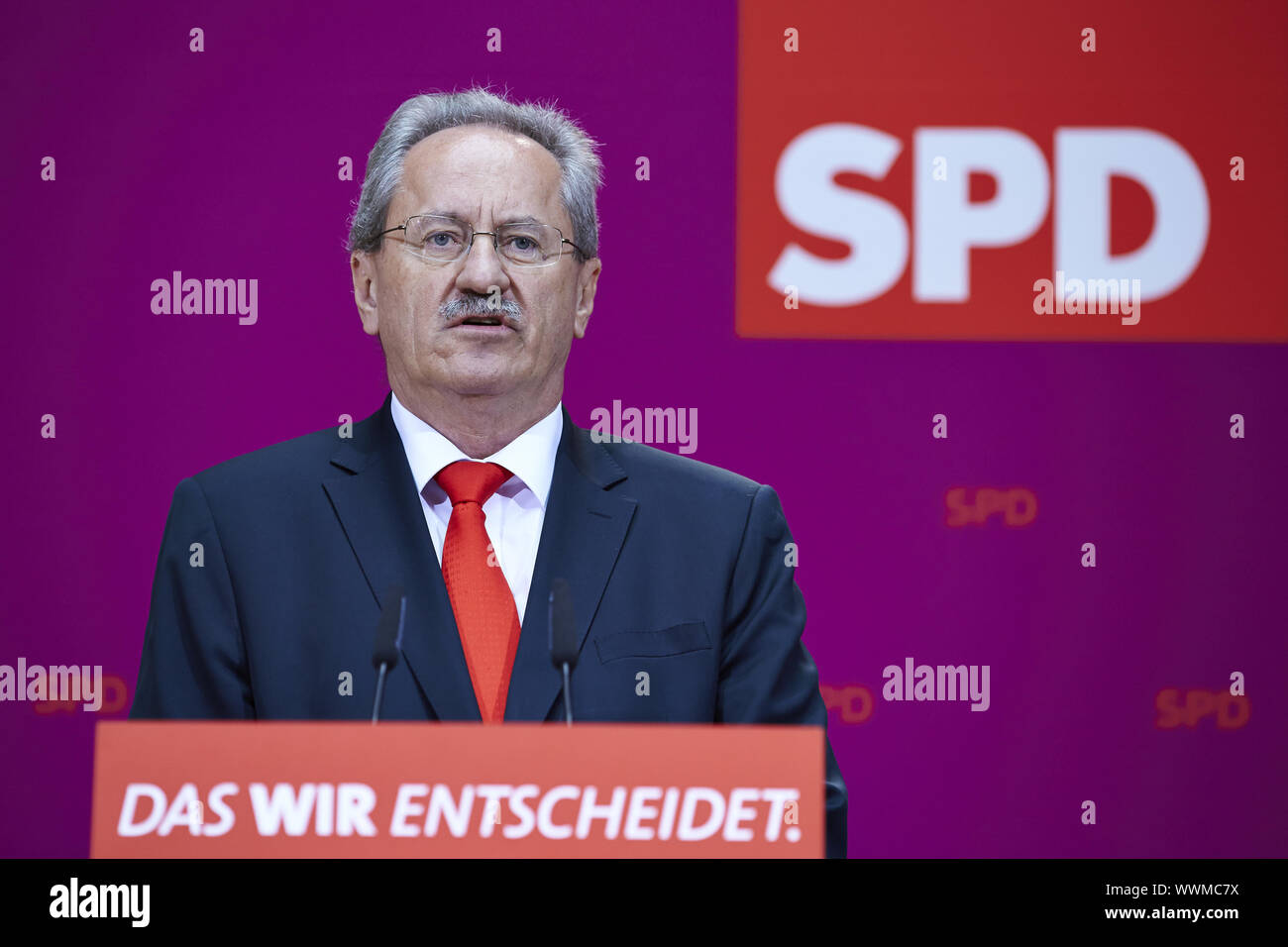 Sigmar Gabriel et Christian Ude faire des déclarations après l'élections de l'état à Berlin. Banque D'Images