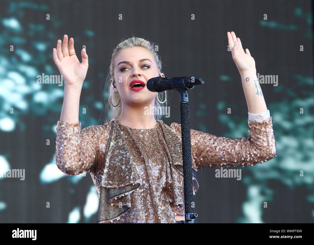 Londres, Royaume-Uni. 15 Sep, 2019. Kelsea Ballerini un auteur-compositeur-interprète effectue sur scène à la BBC Radio 2 Live à Hyde Park, Londres. Credit : SOPA/Alamy Images Limited Live News Banque D'Images
