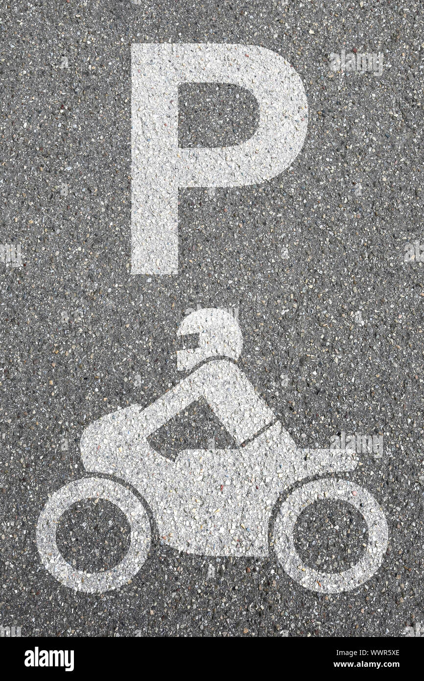 Parking gratuit Parking moto motocycliste le trafic de rue Banque D'Images