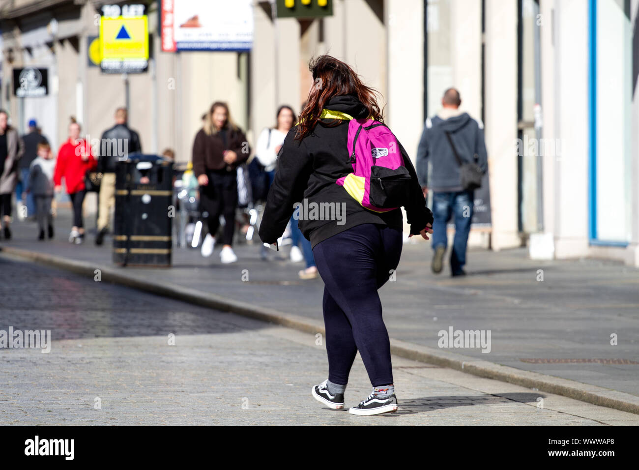 Tayside, Dundee, Ecosse, Royaume-Uni. 16 septembre 2019.UK : les modes de vie sains à Dundee montre que l'Écosse a un des plus hauts problèmes de l'obésité et l'excès en Europe. Ce problème est dû au coût élevé de la vie en Ecosse et les bas salaires et que la restauration rapide et les repas à emporter sont abordables pour le grand public. Credit : Dundee Photographics / Alamy Live News Banque D'Images