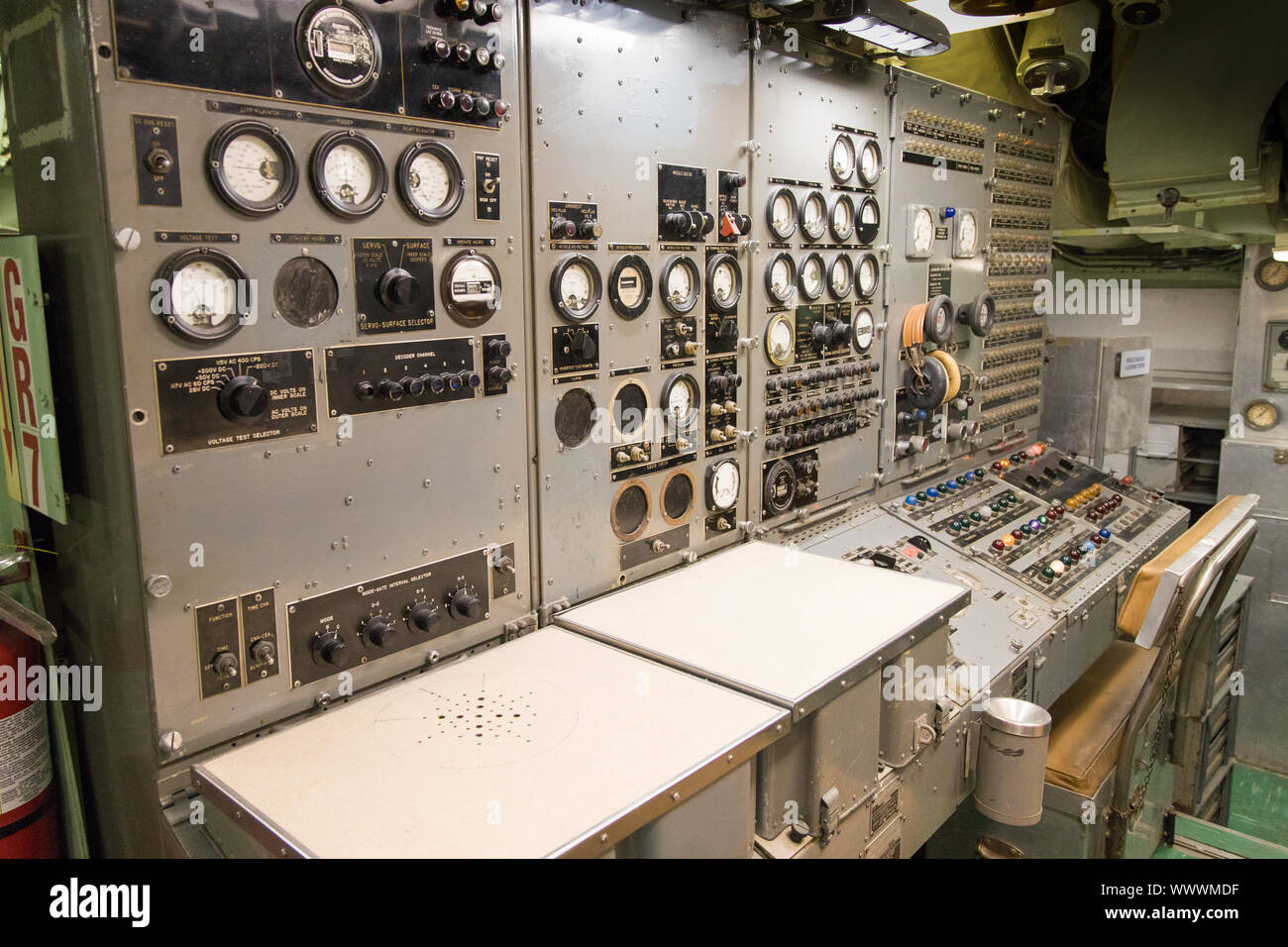 New York, USA - 11 juin 2019 : l'intérieur du sous-marin USS Growler. Salle de surveillance Banque D'Images