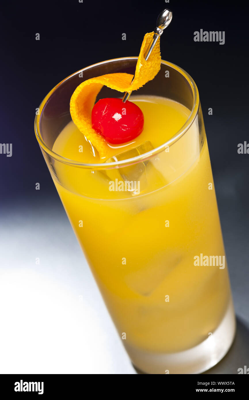 Harvey Wallbanger Cocktail Banque D'Images